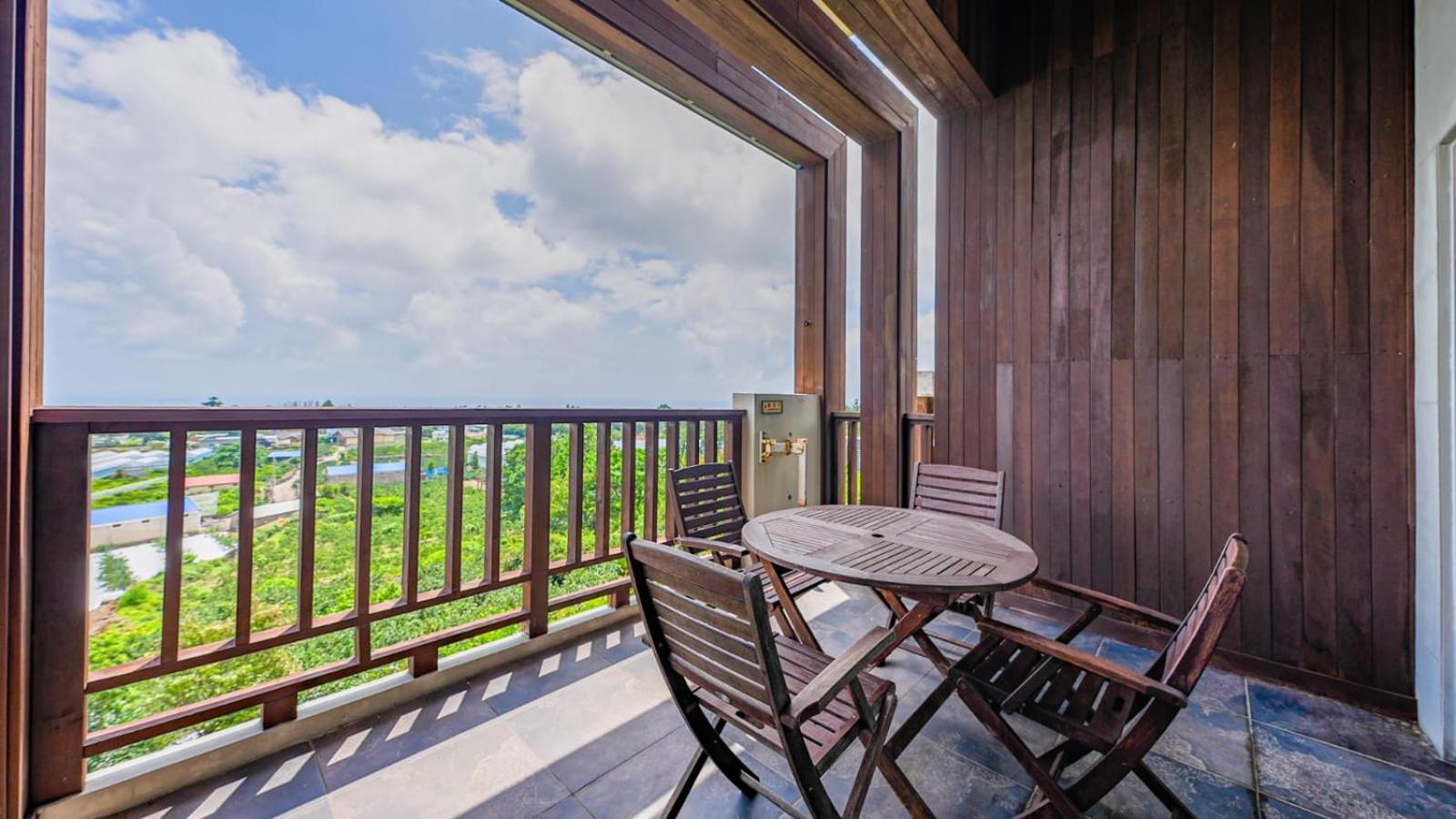 Jeju Eco Suites Seogwipo Exterior foto